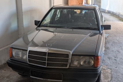 Mercedes-Benz 190 244.541 km 3.100 &euro; Iserlohn 58642