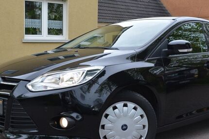 Ford Focus 65.000 km 7.290 &euro; Bergkamen 59192