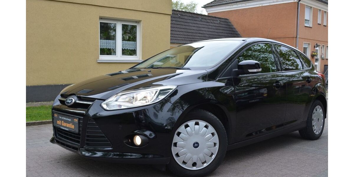 Ford Focus 65.000 km 7.290 &euro; Bergkamen 59192