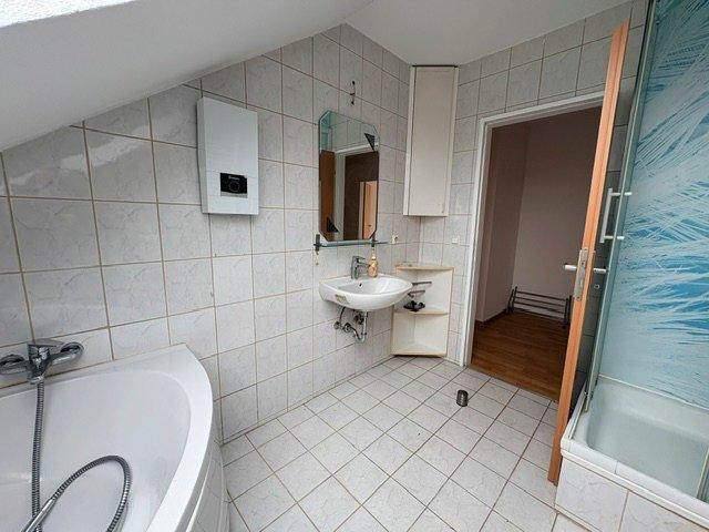 Dachgeschoßwohnung Dortmund Bövinghausen - 4 Zimmer, 77 m&sup2;, 550&euro; | Angebot:26443995