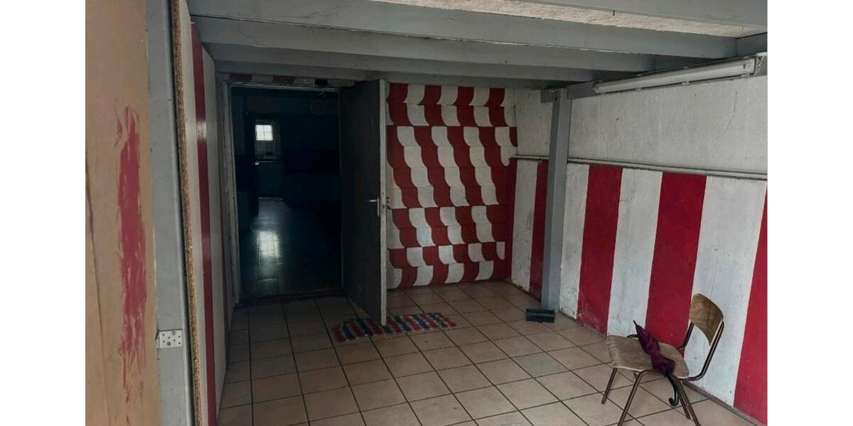 Etagenwohnung Schwerte - 3 Zimmer, 400 m&sup2;, 210.000&euro; | Angebot:27474913
