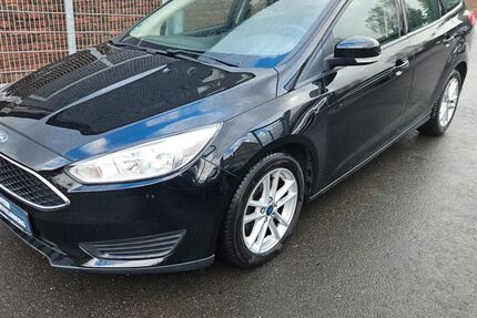 Ford Focus 141.211 km 6.999 &euro; Gevelsberg 58285