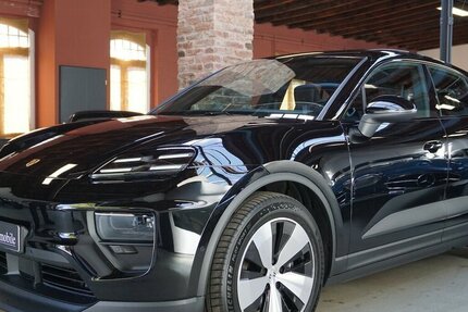 Porsche Macan 4 Bose Kamera Pano ACC HA-Lenk sofort !
