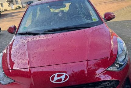 Hyundai i10 6.900 km 14.599 &euro; Marl 45779