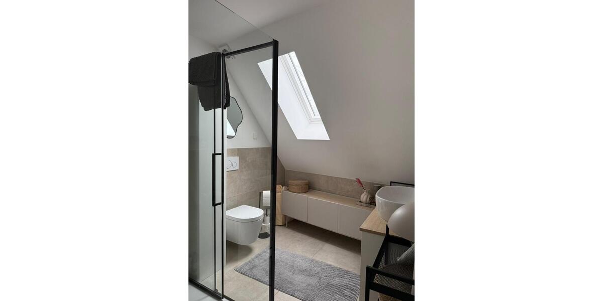 Dachgeschoßwohnung Recklinghausen - 3.5 Zimmer, 75 m&sup2;, 1.250&euro; | Angebot:24832781