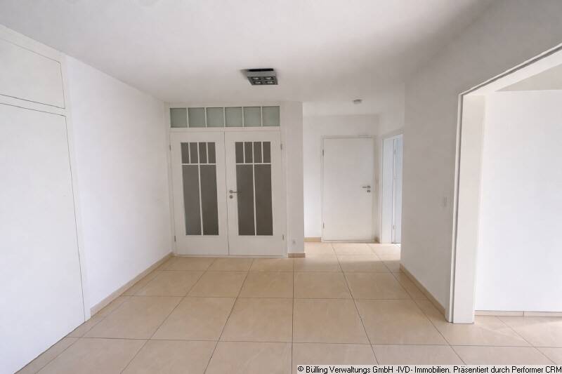 Etagenwohnung Dortmund Berghofen - 3 Zimmer, 125 m&sup2;, 1.750&euro; | Angebot:26658408