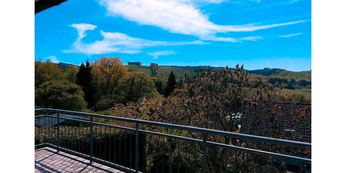 Einfamilienhaus Hemer - 8 Zimmer, 216 m&sup2;, 235.000&euro; | Angebot:27179638