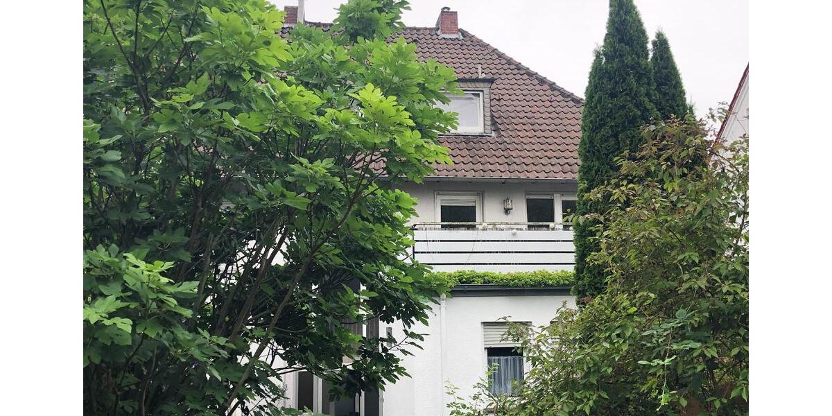 Schöne Wohnung im 1. OG mit Sonnenbalkon für 2 Personen 3 zimmer