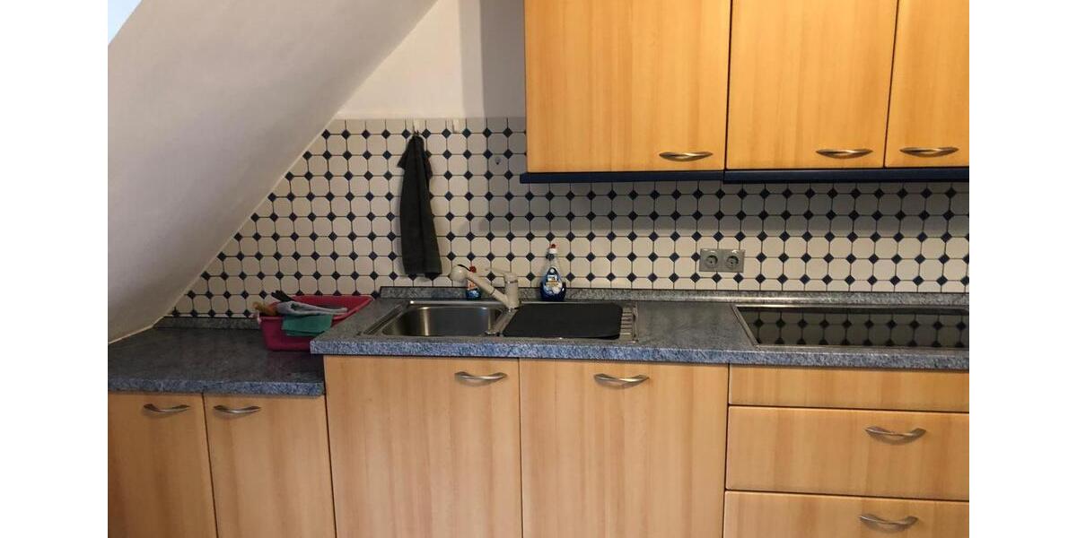 Dachgeschoßwohnung Gelsenkirchen Gelsenkirchen-Mitte - 4 Zimmer, 110 m&sup2;, 119.000&euro; | Angebot:26199069