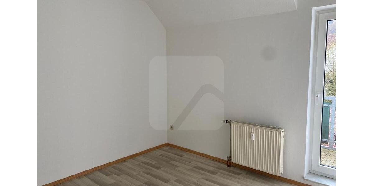 Dachgeschoßwohnung Iserlohn Grüne - 3 Zimmer, 69 m&sup2;, 520&euro; | Angebot:26264775