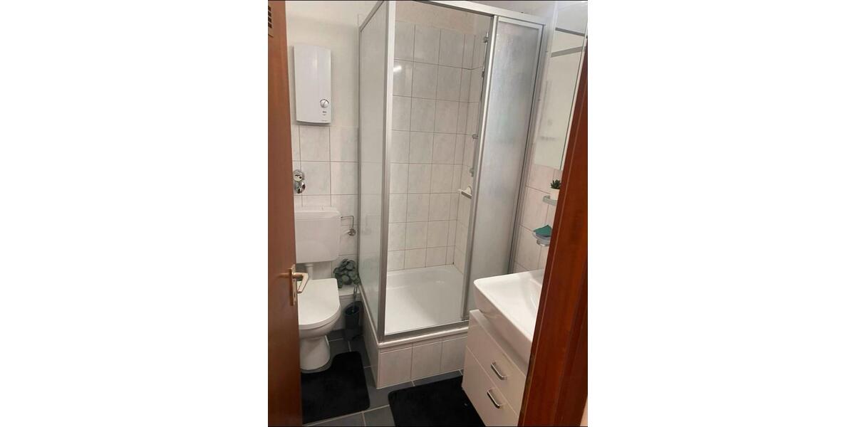 Charmante Altbauwohnung in guter Lage 4 zimmer