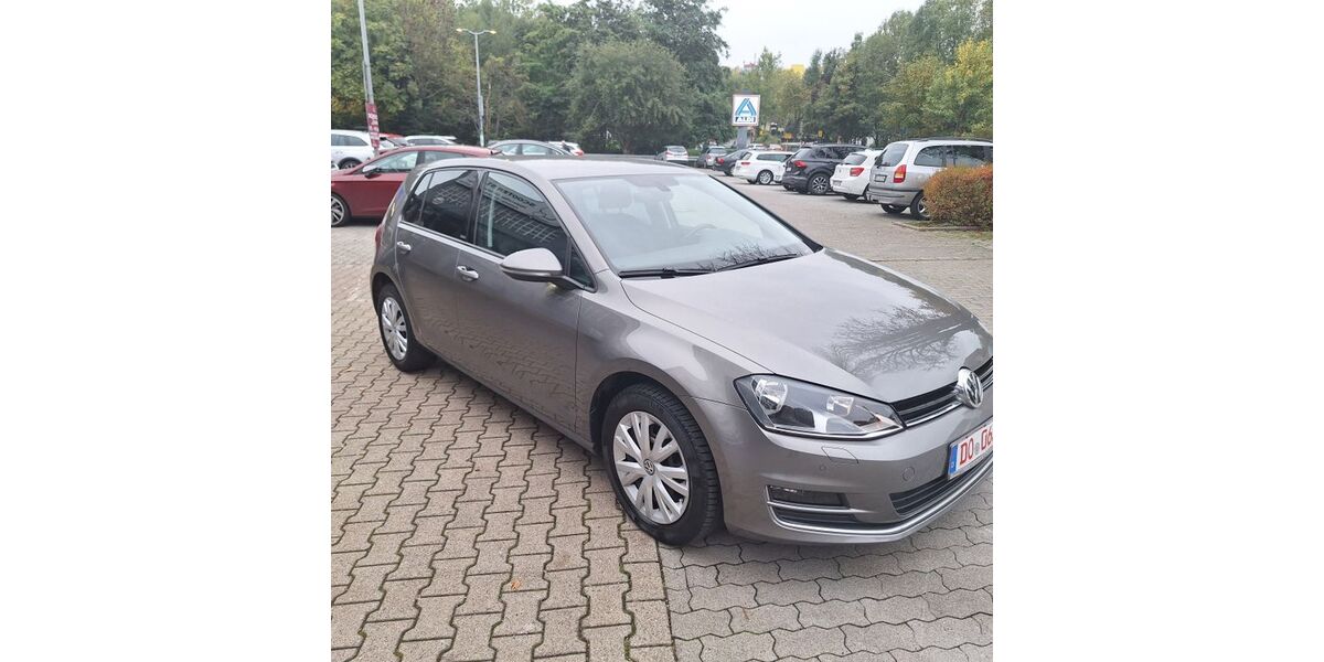 VW Golf 80.000 km 10.890 &euro; Dortmund 44269