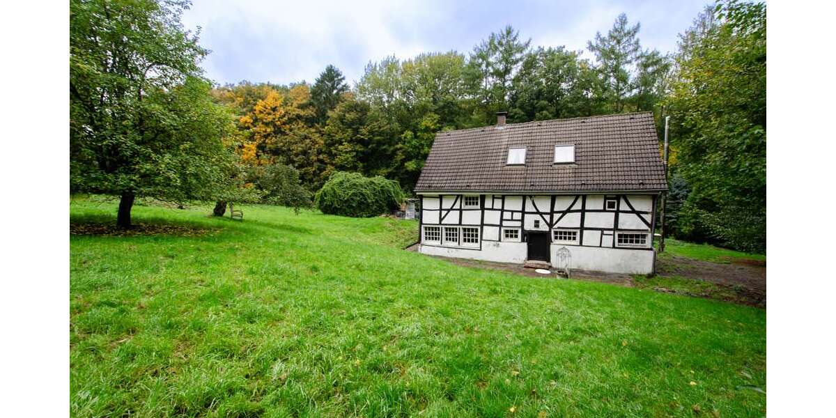 Haus zum Kaufen in Hattingen 300.000 € 250 m² 7 zimmer