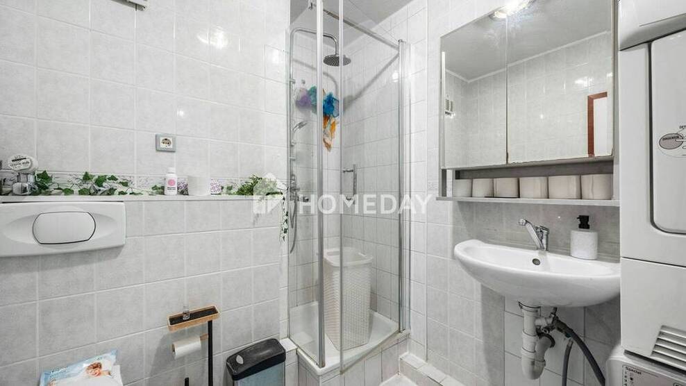 Helle 3-Zimmer-Etagenwohnung mit Loggia