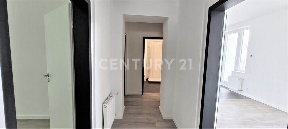 Sanierte Altbauwohnung mit Südwest Balkon und Blick ins Grüne 3 zimmer