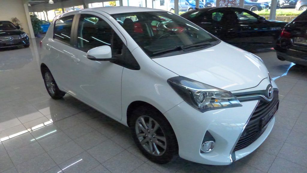 Toyota Yaris 39.601 km 9.290 &euro; Hattingen (bei Bochum) 45527