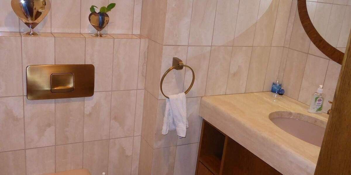 Etagenwohnung Dortmund Mitte - 3 Zimmer, 125 m&sup2;, 1.500&euro; | Angebot:25698605