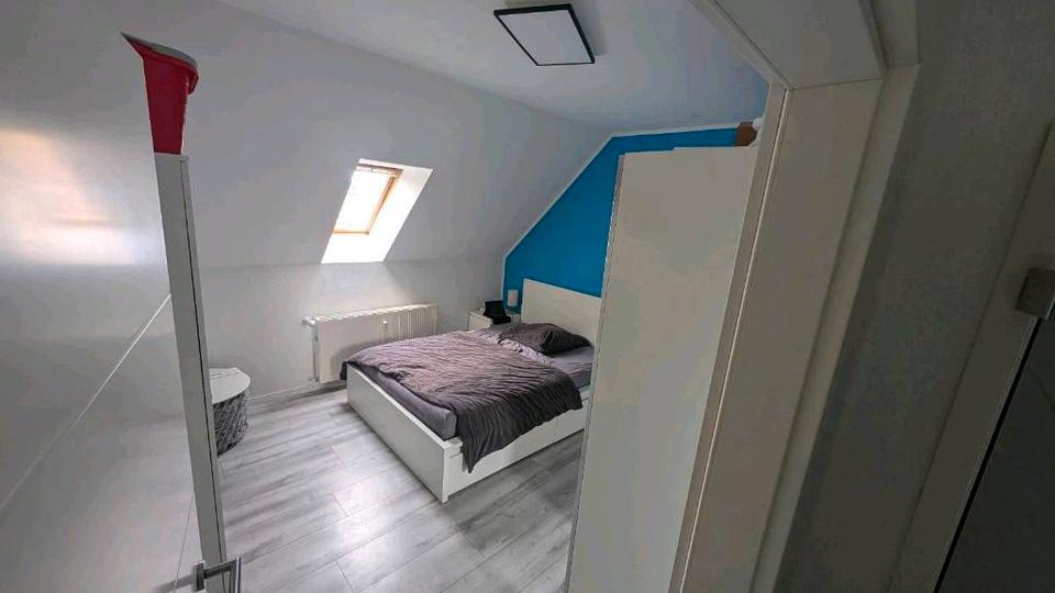 Dachgeschoßwohnung Dortmund Brackel - 3.5 Zimmer, 95 m&sup2;, 1.250&euro; | Angebot:26432429
