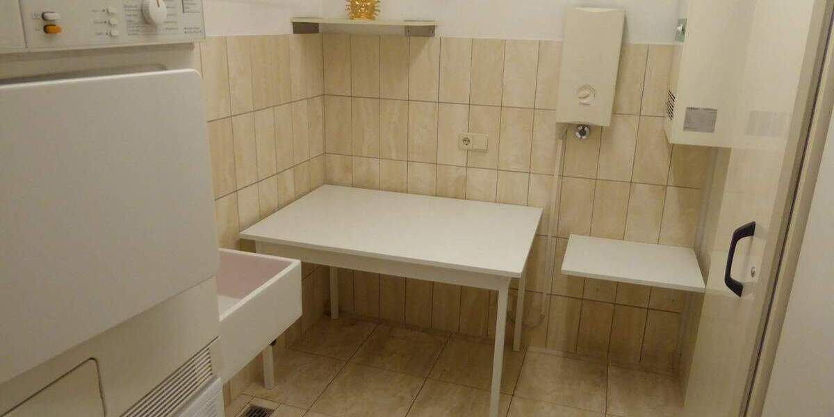 Etagenwohnung Dortmund Mitte - 3 Zimmer, 125 m&sup2;, 1.500&euro; | Angebot:23854108