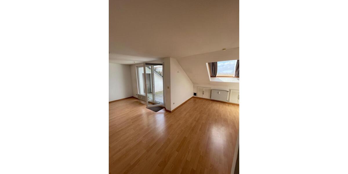 Dachgeschoßwohnung Dortmund Hombruch - 2 Zimmer, 64 m&sup2;, 780&euro; | Angebot:25930772
