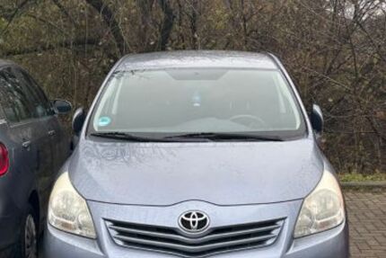 Toyota Verso 189.000 km 4.200 € Iserlohn 58638