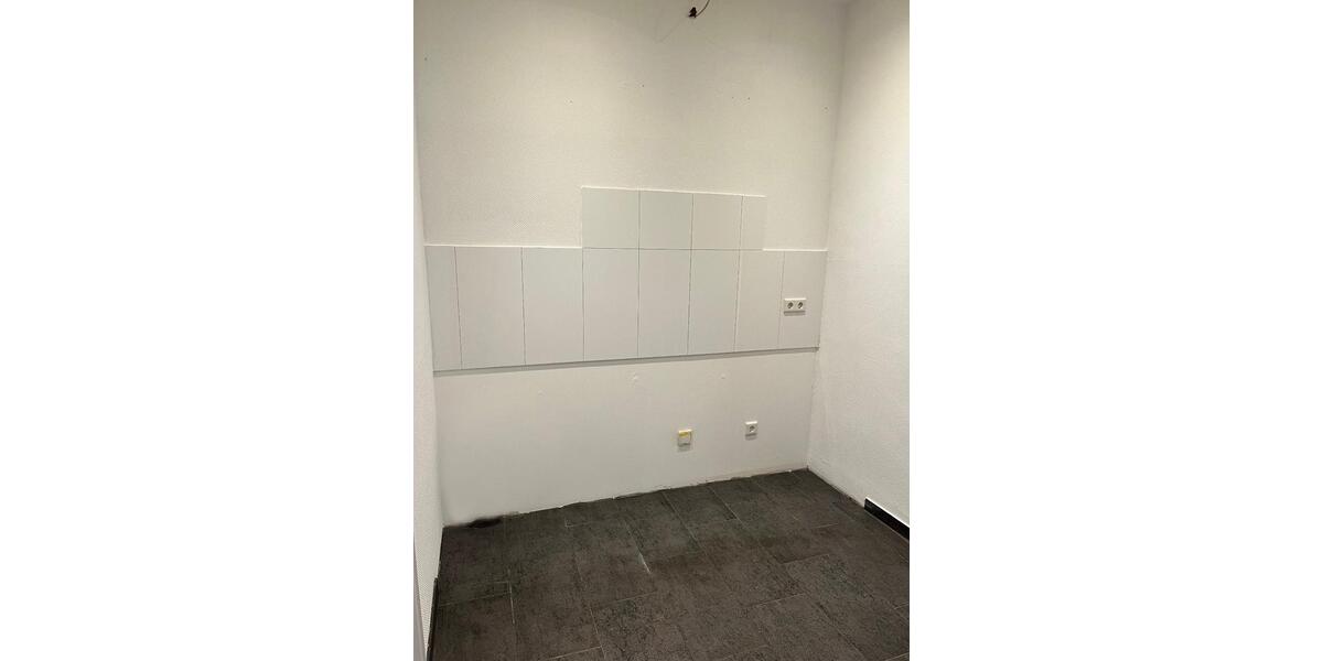 Erdgeschoßwohnung Iserlohn - 1 Zimmer, 28 m&sup2;, 300&euro; | Angebot:26321930