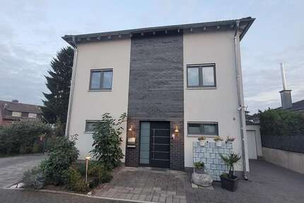 Haus zum Kaufen in Herne 1.069.000 € 178.6 m² 8 zimmer