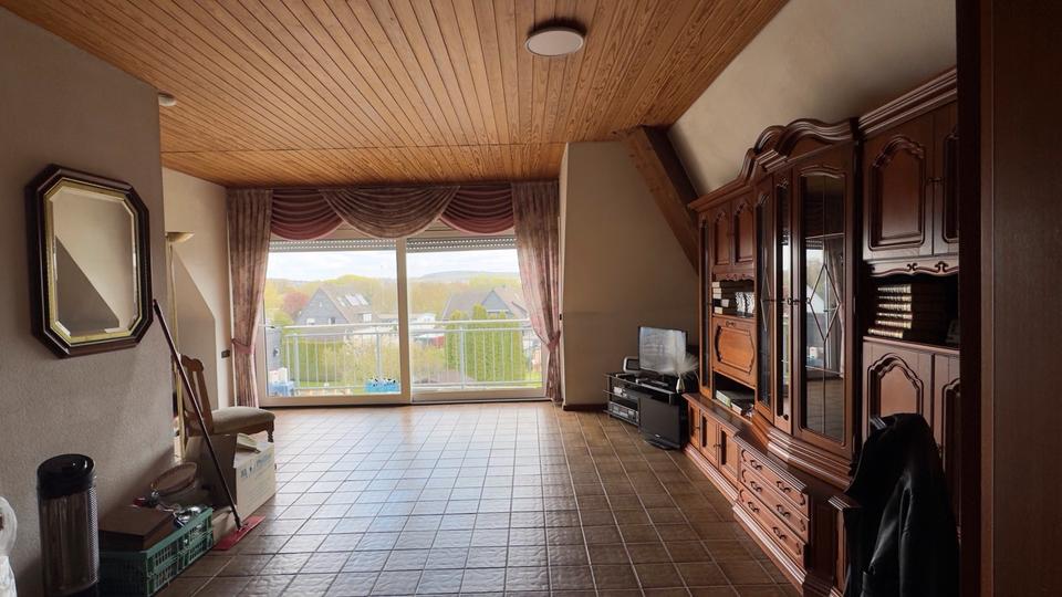 Dachgeschoßwohnung Schwerte - 3.5 Zimmer, 83 m&sup2;, 230.000&euro; | Angebot:27474967