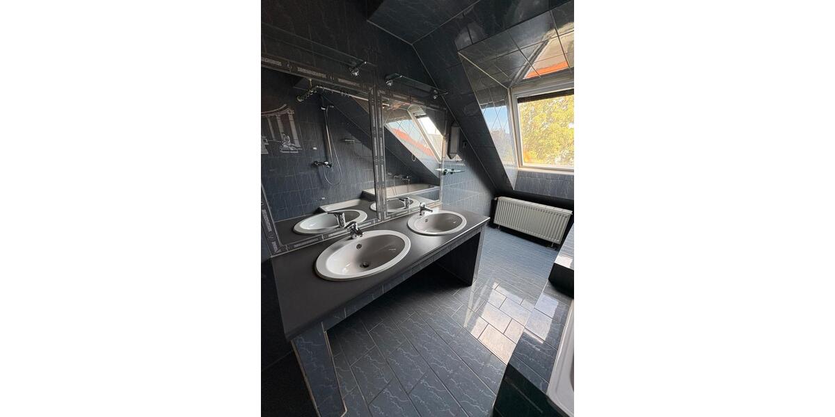 Maisonettenwohnung Bochum Bochum-Mitte - 3 Zimmer, 120 m&sup2;, 250.000&euro; | Angebot:27499417
