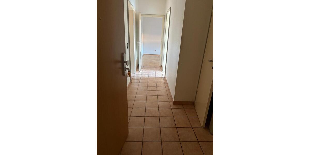 PROVISIONSFREIE!!! Eigentumswohnung 68,25 qm mit Balkon u. Garage zimmer