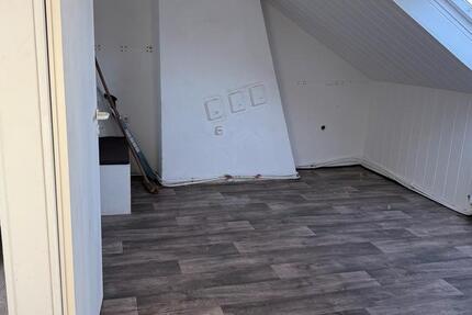 Single Wohnung mit Einbauküche 2 zimmer