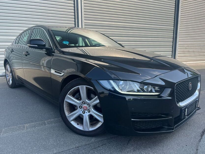 Jaguar XE 180.518 km 5.500 € wuppertal 42285