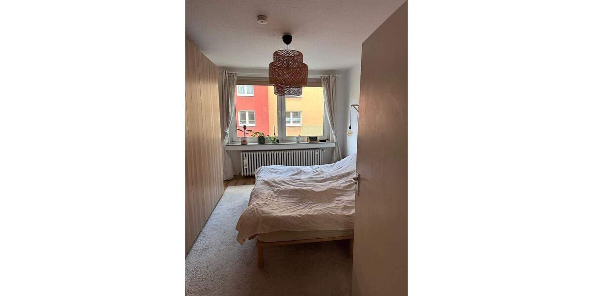 Etagenwohnung Bochum / Ehrenfeld Wiemelhausen - 4 Zimmer, 99 m&sup2;, 850&euro; | Angebot:24764148