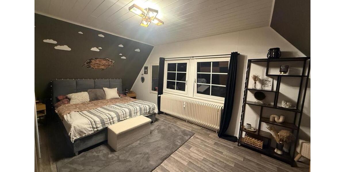 Dachgeschoßwohnung Hagen Hagen-Nord - 2 Zimmer, 100 m&sup2;, 950&euro; | Angebot:24737599