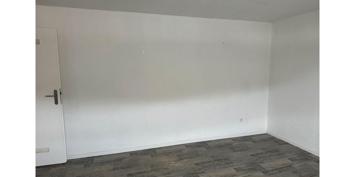 Dachgeschoßwohnung Ennepetal - 3 Zimmer, 75 m&sup2;, 800&euro; | Angebot:24791759