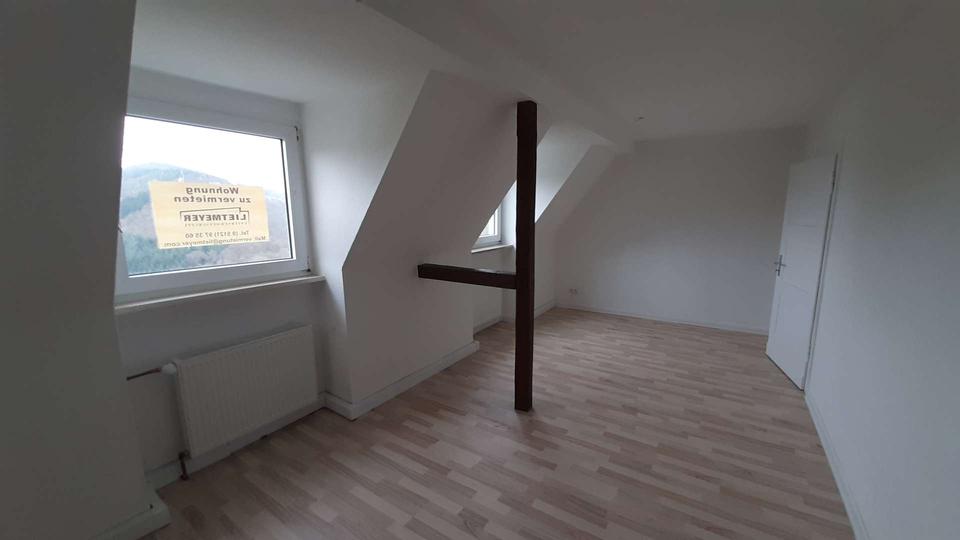 Etagenwohnung Altena - 4 Zimmer, 80 m&sup2;, 470&euro; | Angebot:23511594