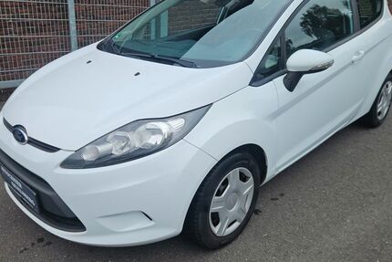 Ford Fiesta 156.945 km 2.799 &euro; Gevelsberg 58285