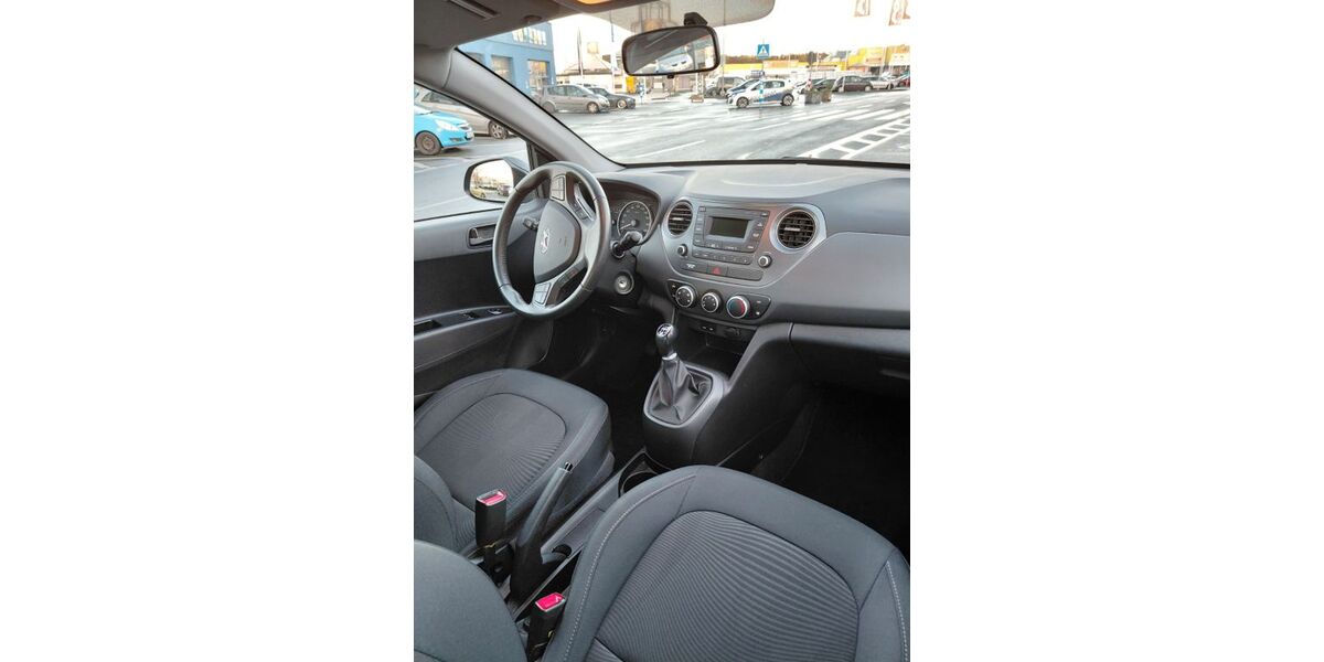 Hyundai i10 32.000 km 8.400 € Recklinghausen 45663