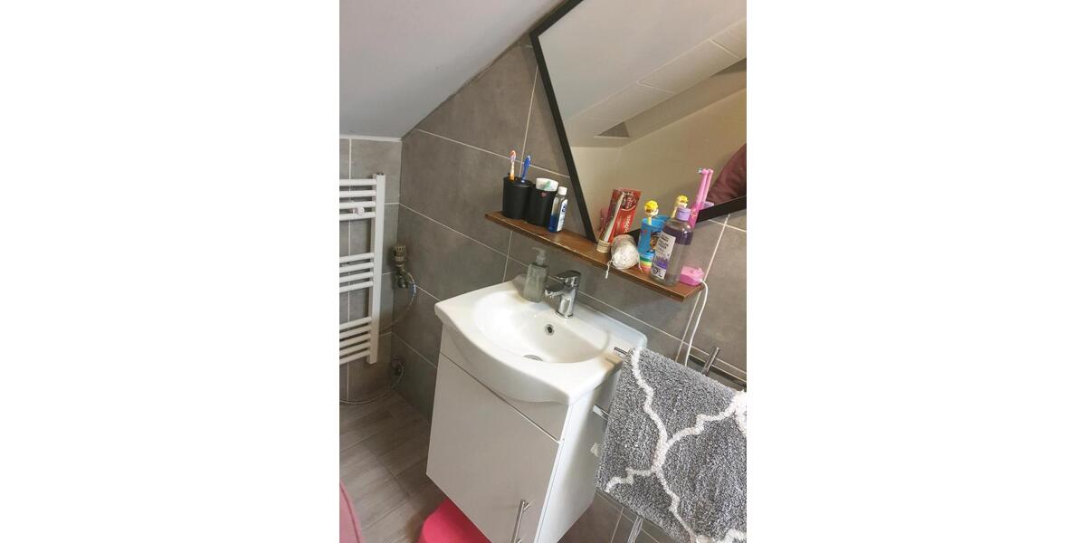 Dachgeschoßwohnung Hagen Hagen-Nord - 3 Zimmer, 60 m&sup2;, 490&euro; | Angebot:24781981