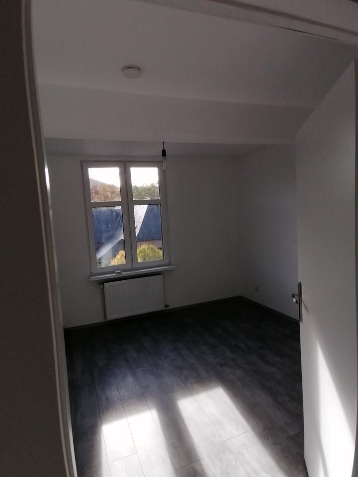 3-Zimmer Dachgeschosswohnung mit Klimaanlage zimmer