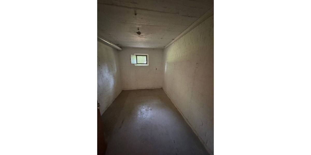 Etagenwohnung Lünen Beckinghausen - 3 Zimmer, 116 m&sup2;, 1.000&euro; | Angebot:26584235