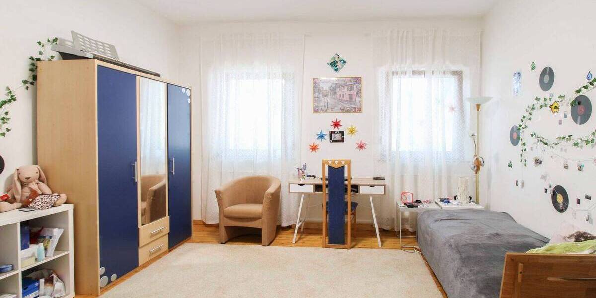 Etagenwohnung Hattingen Niederbonsfeld - 3 Zimmer, 83 m&sup2;, 149.000&euro; | Angebot:26418472