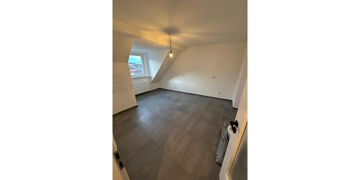Dachgeschoßwohnung Hagen Hagen-Nord - 2.5 Zimmer, 75 m&sup2;, 650&euro; | Angebot:24819819