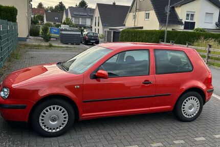 VW Golf