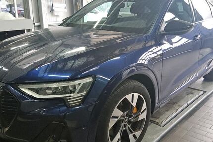 Audi e-tron 21.762 km 39.900 &euro; Hagen 58091