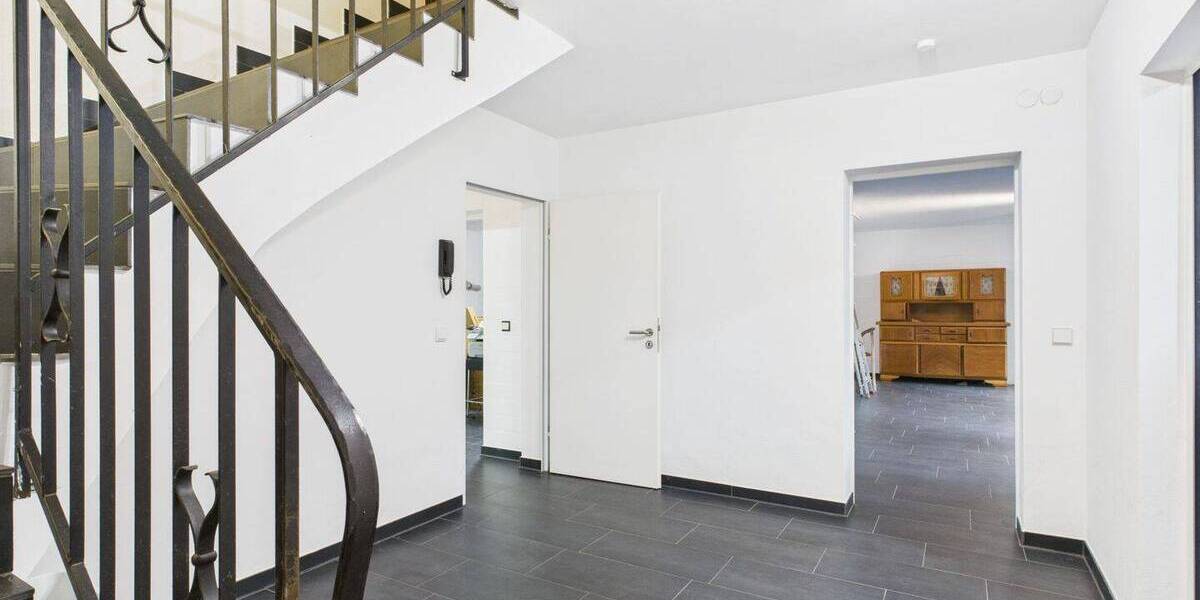 Einfamilienhaus Nordkirchen - 8 Zimmer, 360 m&sup2;, 850.000&euro; | Angebot:22920199