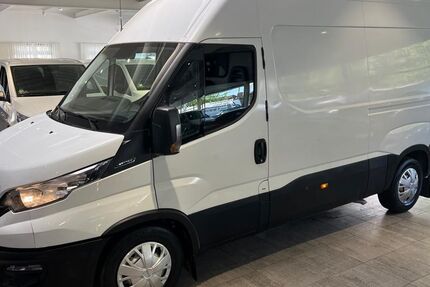 IVECO Andere 167.000 km 17.490 &euro; Datteln 45711