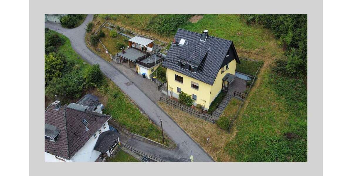 Einfamilienhaus Altena / Evingsen Evingsen - 7 Zimmer, 149 m&sup2;, 239.000&euro; | Angebot:24532424