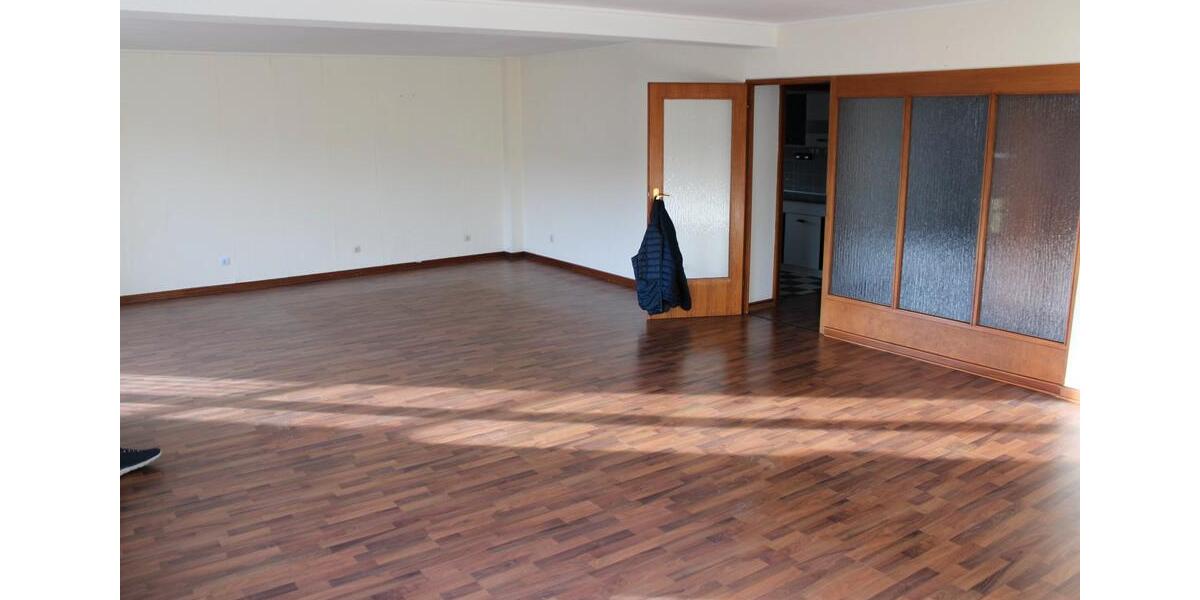 Etagenwohnung Iserlohn Letmathe - 3 Zimmer, 112 m&sup2;, 977&euro; | Angebot:26277969