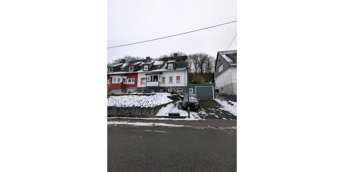 Doppelhaushälfte Hemer - 7 Zimmer, 125 m&sup2;, 275.000&euro; | Angebot:24711508